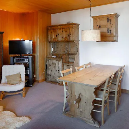 Montagnards 17 By Interhome Lejlighed